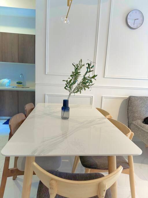 Netflix Two Bedroom Troika Kota Bharu Homestay 118 ภายนอก รูปภาพ