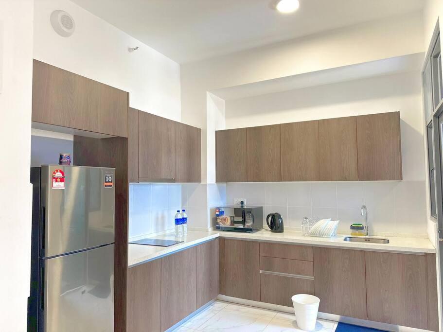 Netflix Two Bedroom Troika Kota Bharu Homestay 118 ภายนอก รูปภาพ